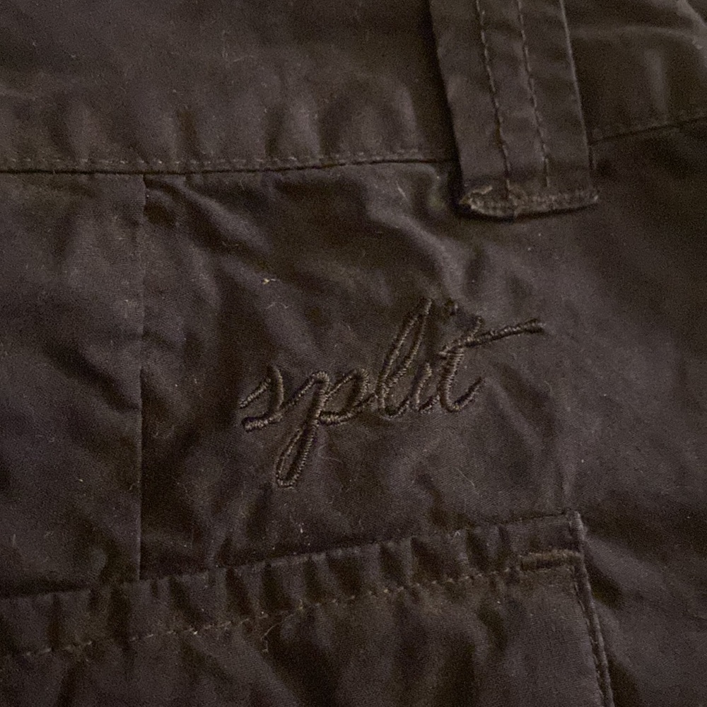 Split cuffable shorts - Picture 6 of 6